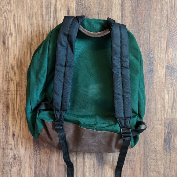 Vintage 90s Eastpak Backpack Green Leather Bottom - Picture 5 of 6